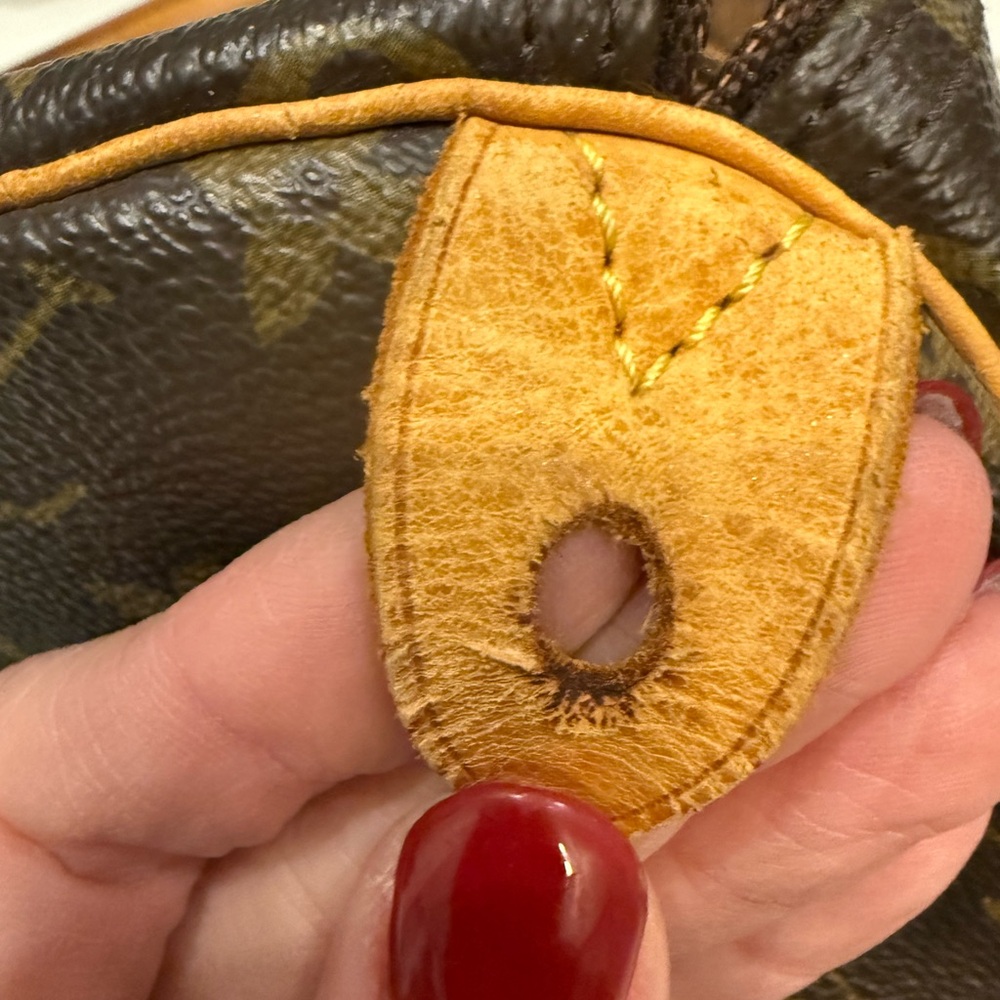 Louis Vuitton Speedy 30 - Picture 7 of 16